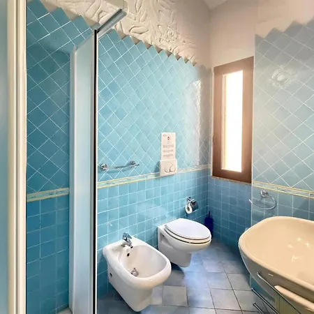Сasa de vacaciones 3 Bedroom Awesome In *